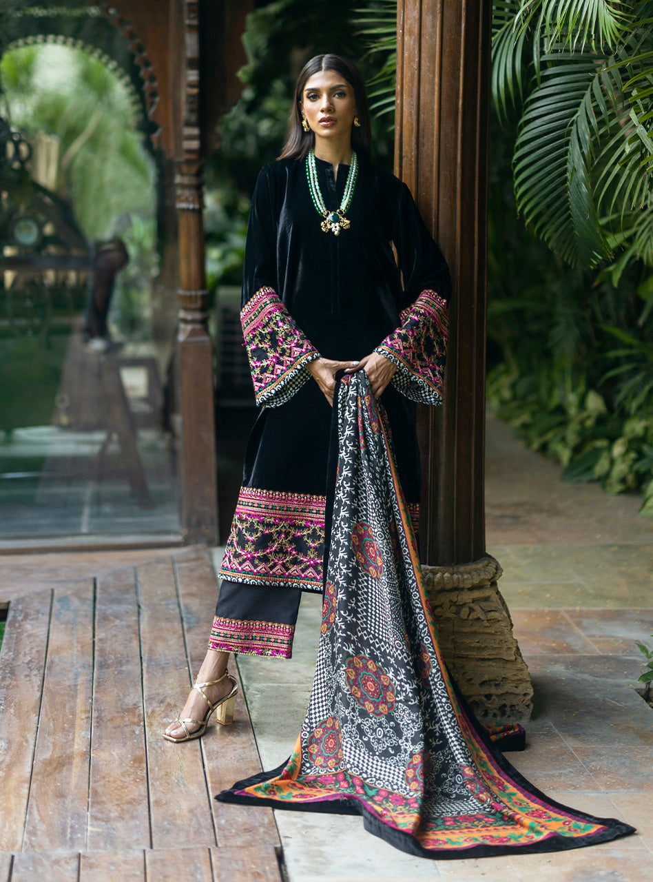 Zainab Chottani | Makhmal Luxe Pret | Ghazaleh - Ladies Clothes - Maria Faisal