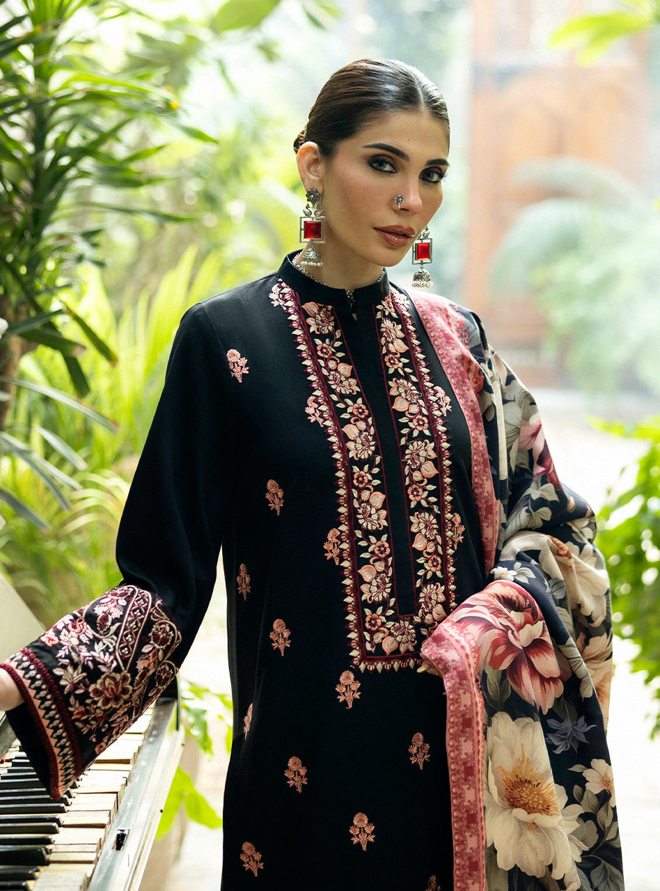 Zainab Chottani | Winter Shawls 24 | Alaya - Ladies Clothes