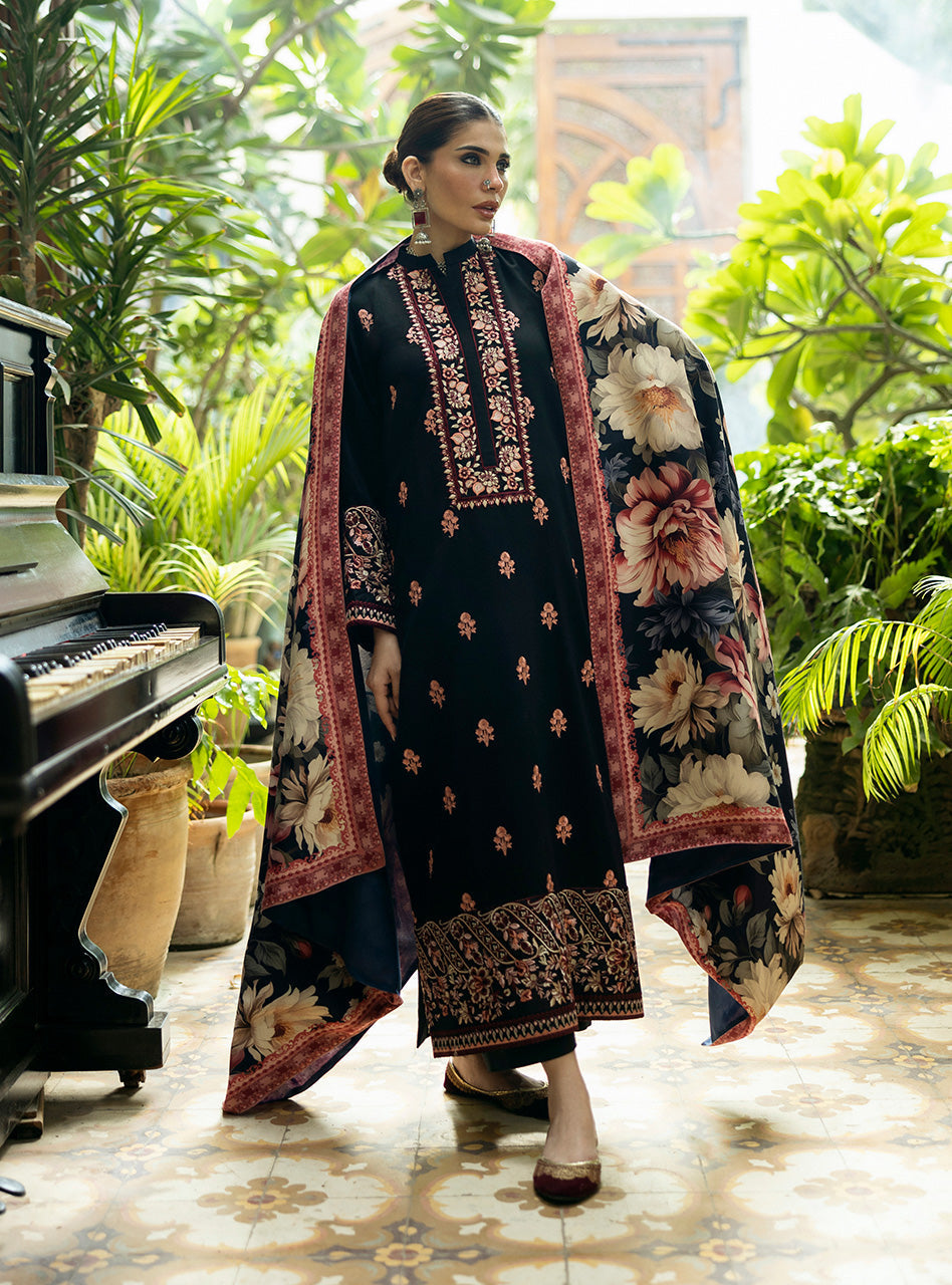 Zainab Chottani | Winter Shawls 24 | Alaya - Ladies Clothes