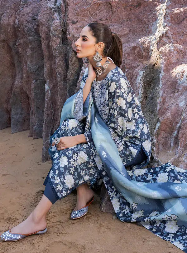 Zainab Chottani | Winter Shawls | Kinara