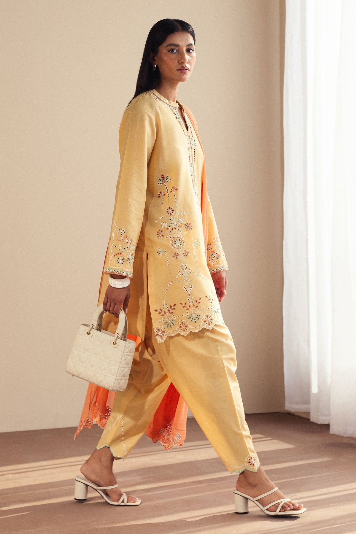 Zara Shahjahan | Pret Wear | CR25P0109 by Maria Faisal - Registered Vendor of : Zara Shahjahan - type : Ladies Clothes - 100% original wedding dresses