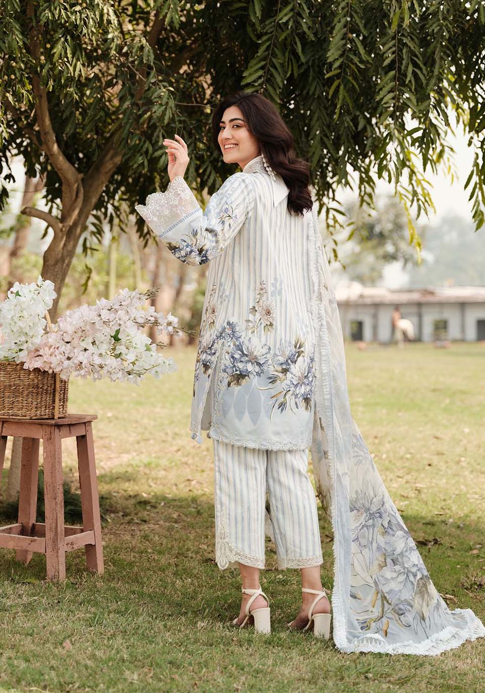 Zarqash | Luxe Lawn 24 | ZQ 15 - Ladies Clothes - Maria Faisal