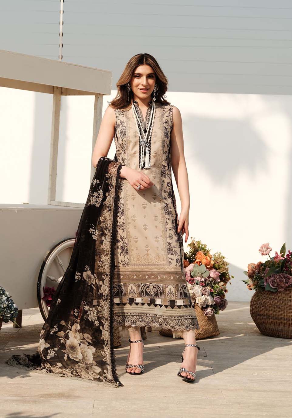 Zarqash | Luxe Lawn 24 | ZQ 1 - Ladies Clothes - Maria Faisal