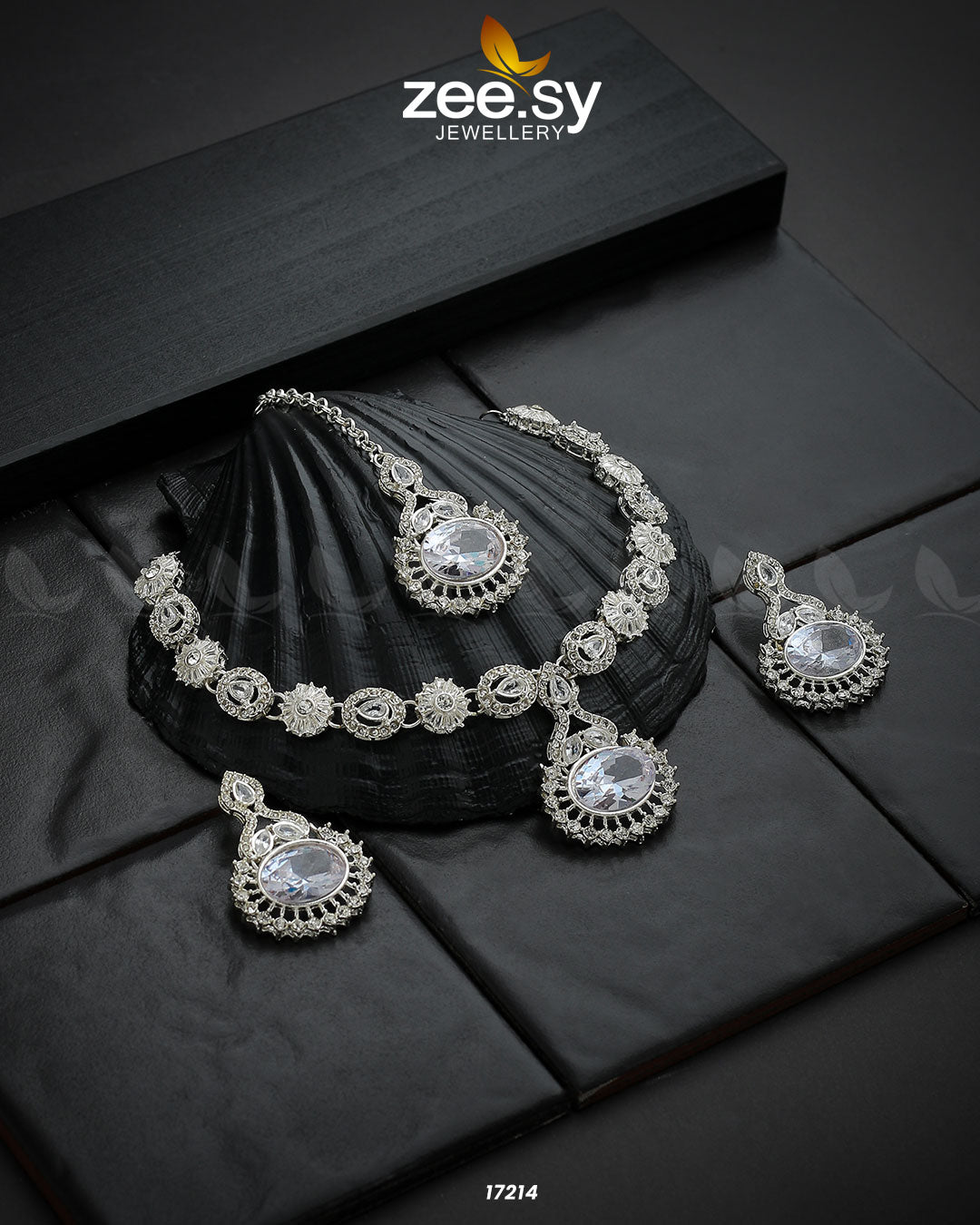 Zirconic Starburst Necklace - Necklace Sets