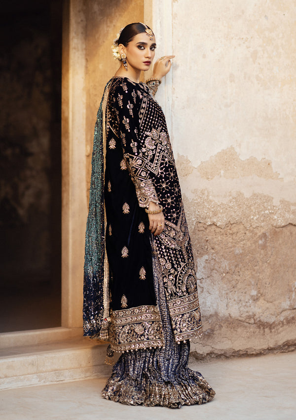 Aik Atelier | Dastoor Velvet 24 | DASTOOR - LOOK 07 - Ladies Clothes - Maria Faisal