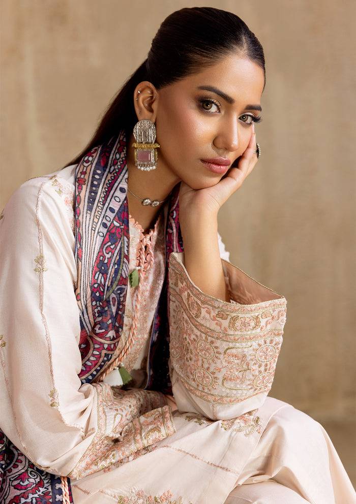 Aik Atelier | RTW 25 | LOOK 09 by Maria Faisal - Registered Vendor of : Aik Atelier - type : Ladies Clothes - 100% original wedding dresses