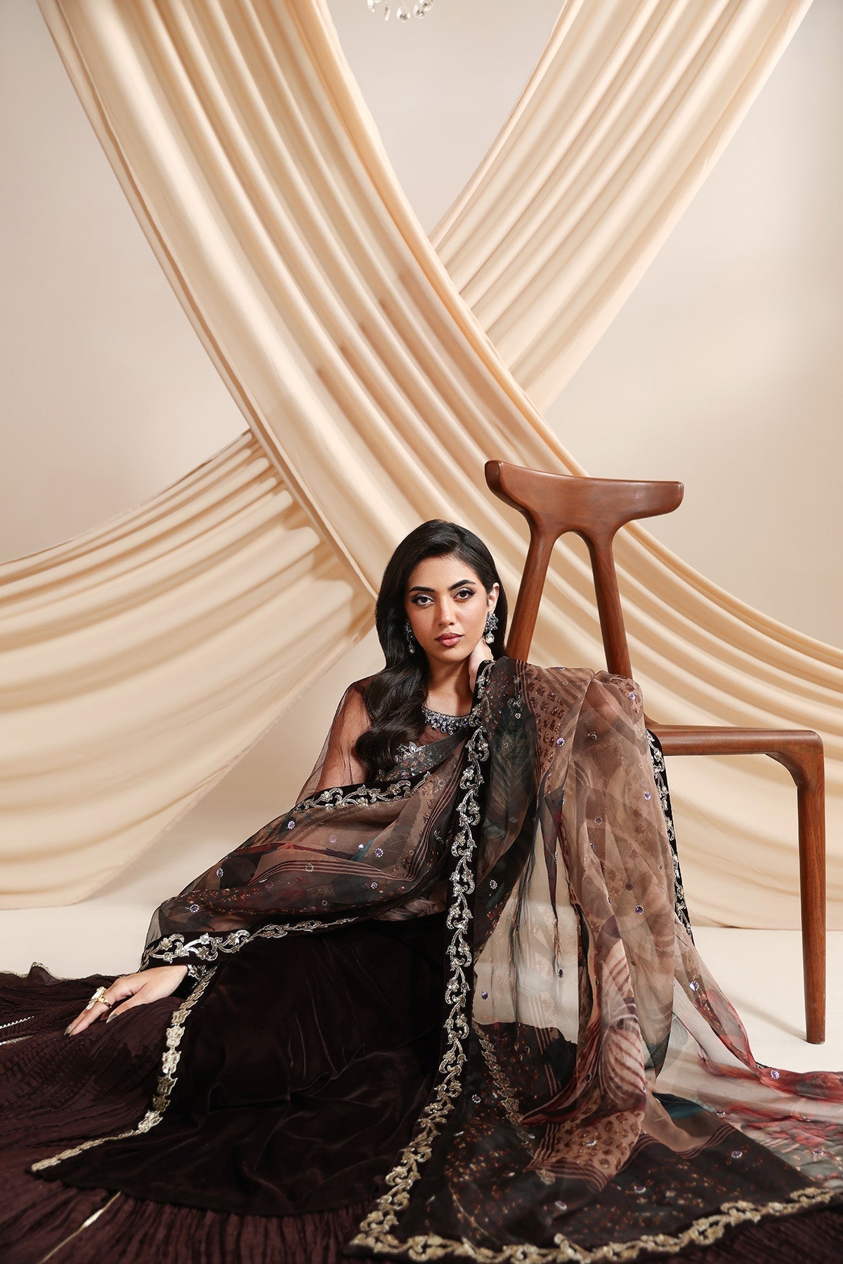 Alizeh | Lamour 25 | AF-VLT-2211-Aries - Formal Wear - available at Maria Faisal in UK and USA