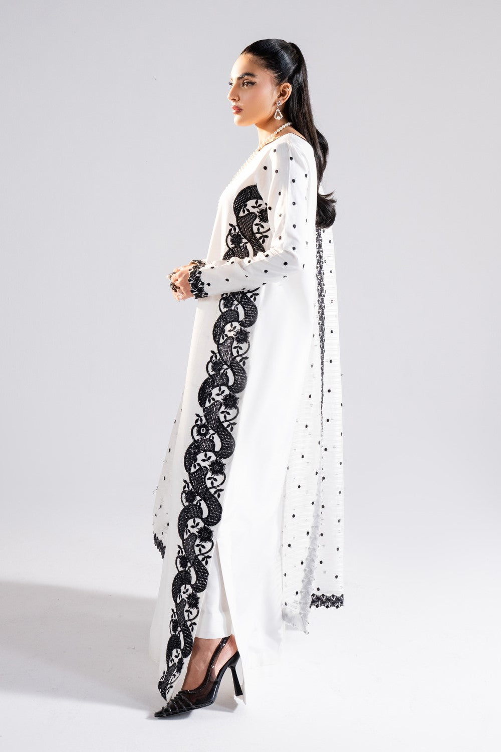 Maryum N Maria | Luna Formals | ARELA - Ladies Clothes