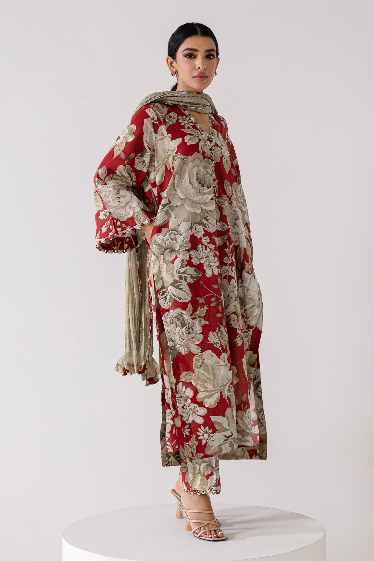 Baroque | Lawn Collection 24 | UF-378 - Designer Dress - Maria Faisal