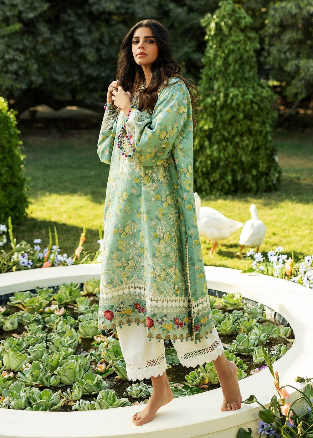 Sadaf Fawad Khan | Siraa Lawn 25 | BLOOM - B by Maria Faisal - Registered Vendor of : Sadaf Fawad Khan - type : Ladies Clothes - 100% original wedding dresses