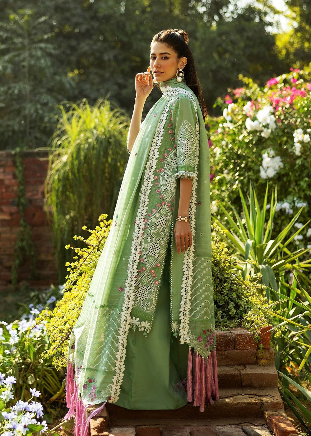 Sadaf Fawad Khan | Siraa Lawn 25 | FRENCH HEARTS - A by Maria Faisal - Registered Vendor of : Sadaf Fawad Khan - type : Ladies Clothes - 100% original wedding dresses