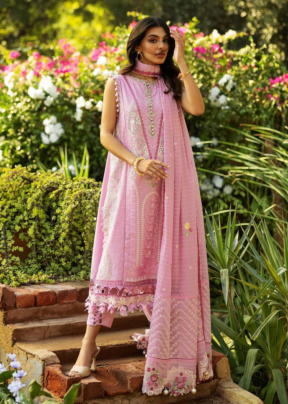 Sadaf Fawad Khan | Siraa Lawn 25 | FRENCH HEARTS - B by Maria Faisal - Registered Vendor of : Sadaf Fawad Khan - type : Ladies Clothes - 100% original wedding dresses