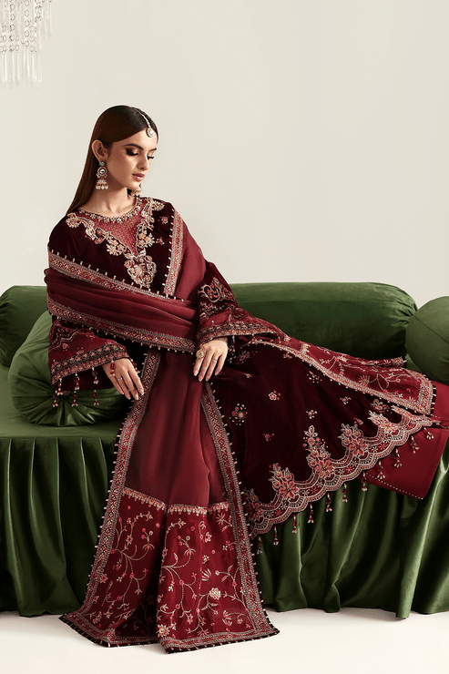 Emaan Adeel | Zarposh Velvet 25 | NADIRA - Formal Wear - available at Maria Faisal in UK and USA