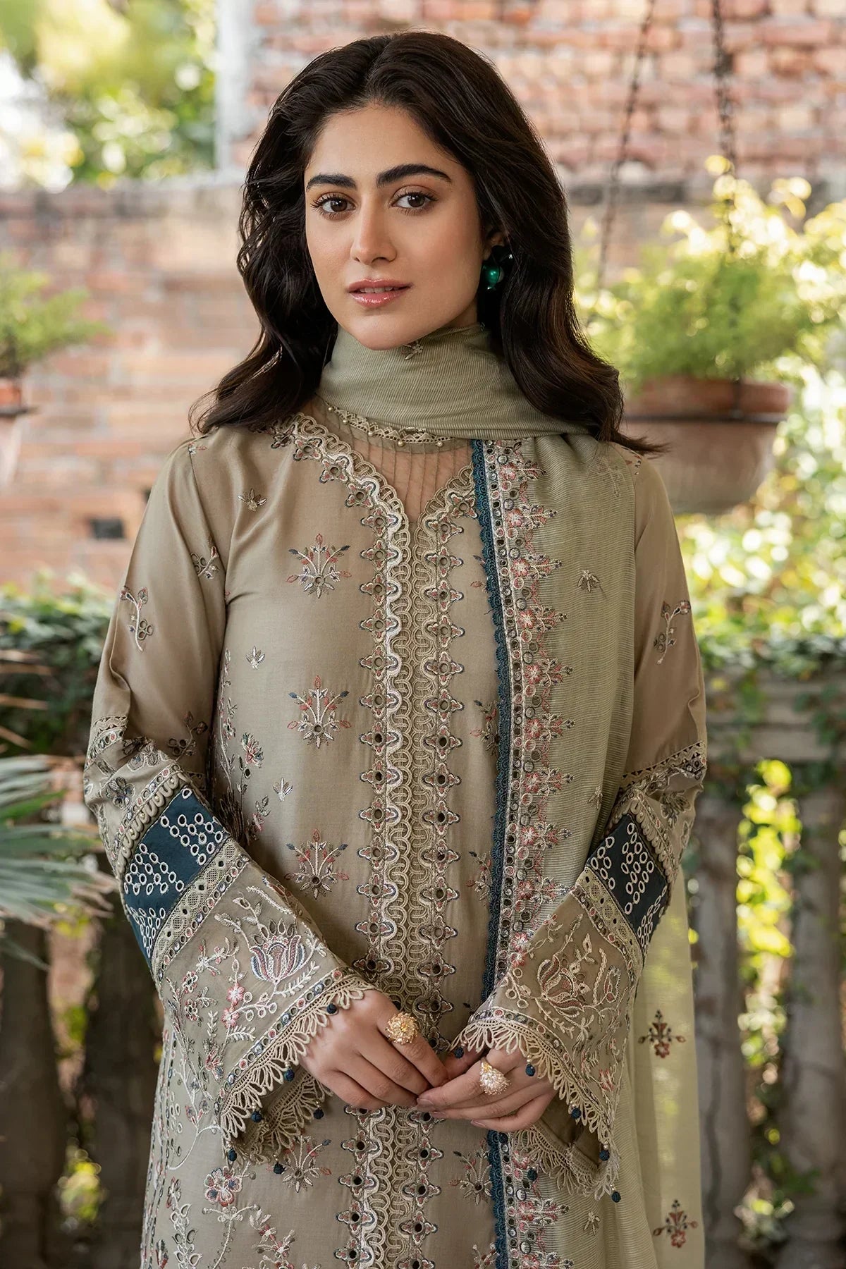 Farasha | Bahaar Embroidered Lawn | Whimsical Sage - Ladies Clothes - Maria Faisal