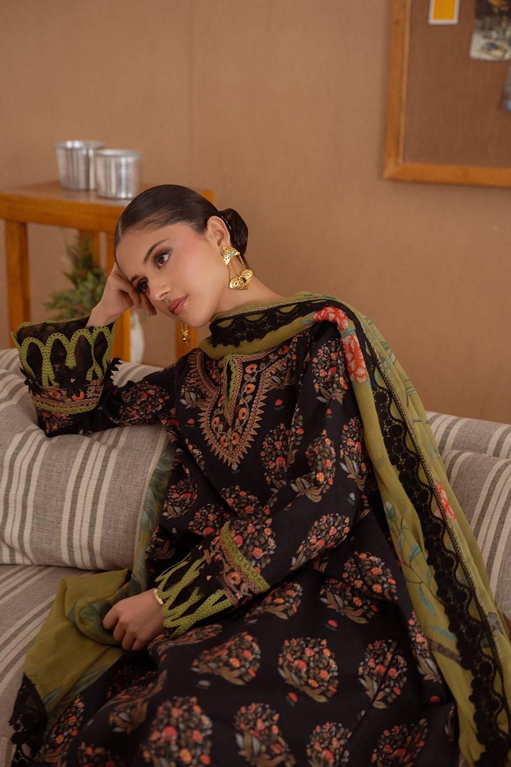 Saira Rizwan | Laanem Summer Lawn 25 | NERIDA-B-SRL25-02 by Maria Faisal - Registered Vendor of : Saira Rizwan - type : Ladies Clothes - 100% original wedding dresses