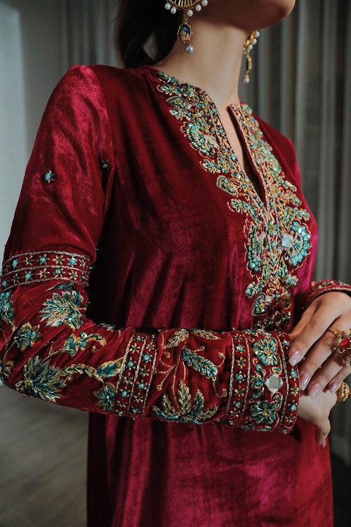 Saira Rizwan | Riona Luxury Formals | Julie - Waniyas