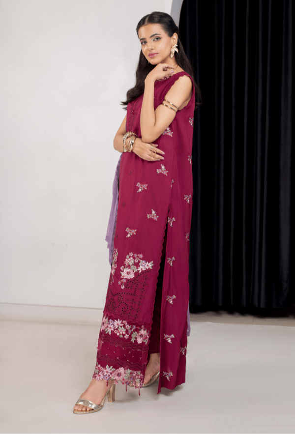 Humdum | Ellena 26 | D10 - is Berry dress from Humdum - Ladies Clothes - Maria Faisal