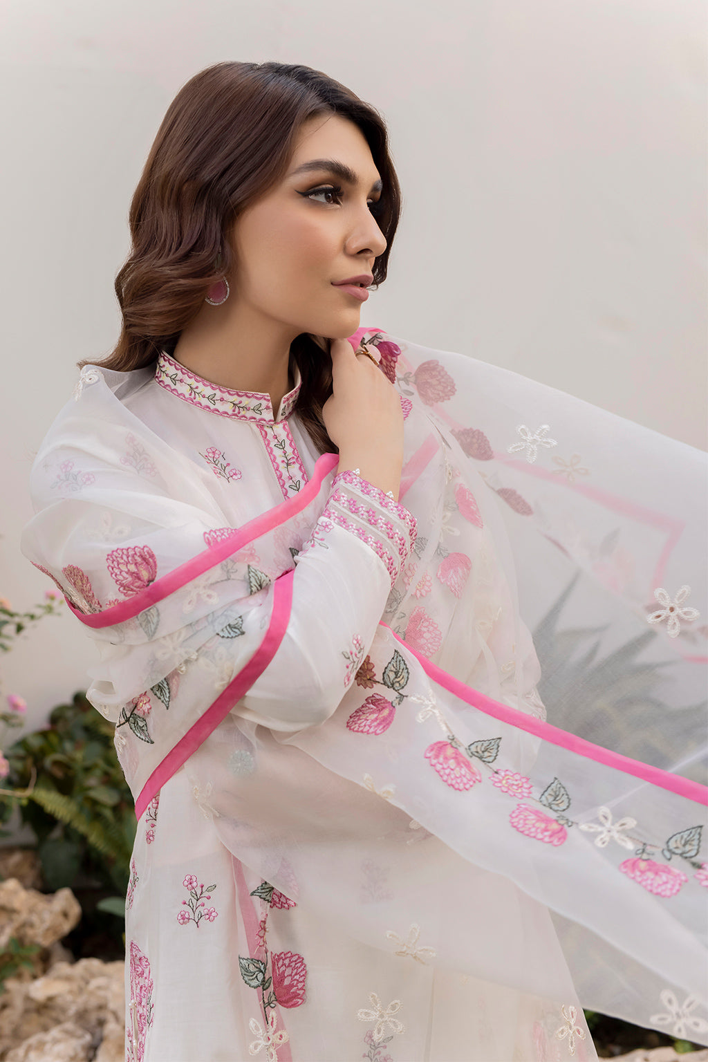 Iznik | Lawnkari 24 | UE-157 CANDYTUFT - Ladies Clothes - Maria Faisal