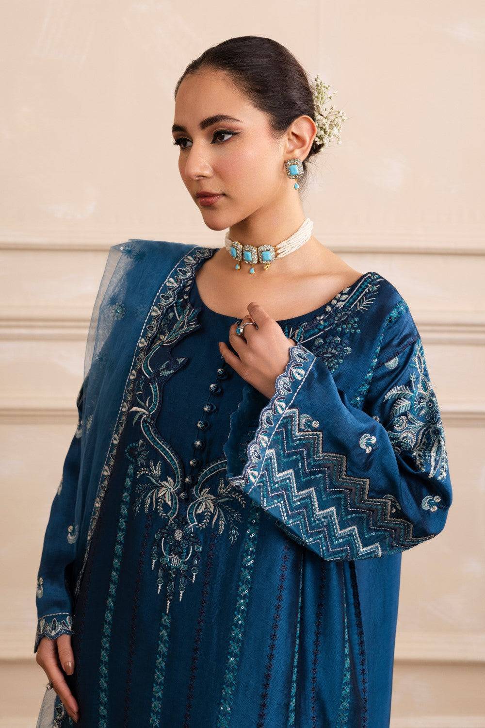 Maryum N Maria | Izara Formals | LAMIS - MW40038 by Maria Faisal - Registered Vendor of : Maryum N Maria - type : Ladies Clothes - 100% original wedding dresses