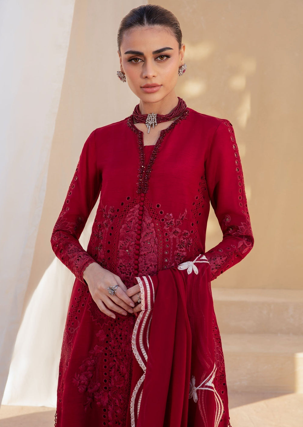 Saira Shakira | Rosea Casual Pret 25 | Izzy