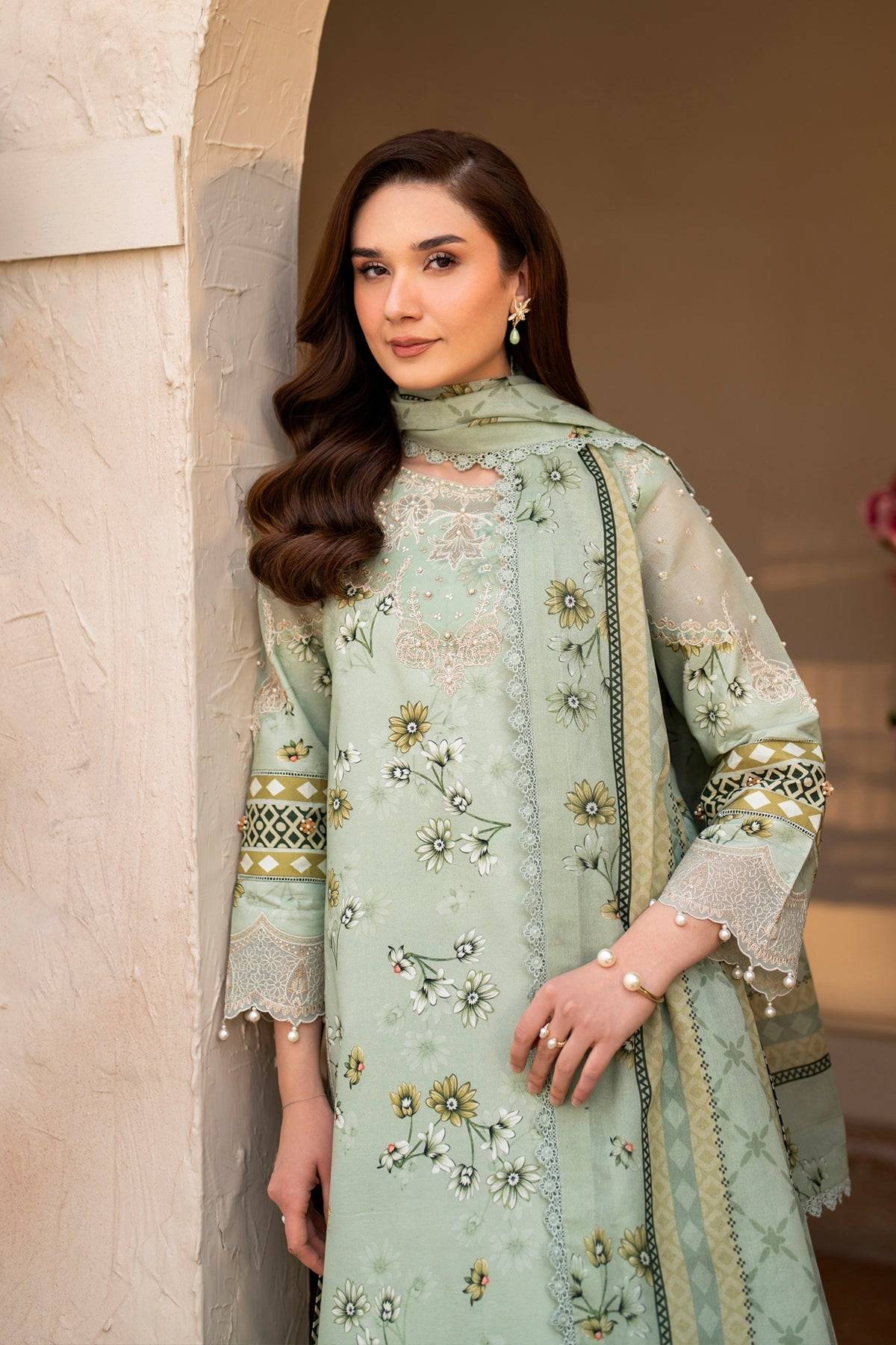 Alizeh | Levana Lawn | Mintel by Maria Faisal - Registered Vendor of : Alizeh - type : Ladies Clothes - 100% original wedding dresses