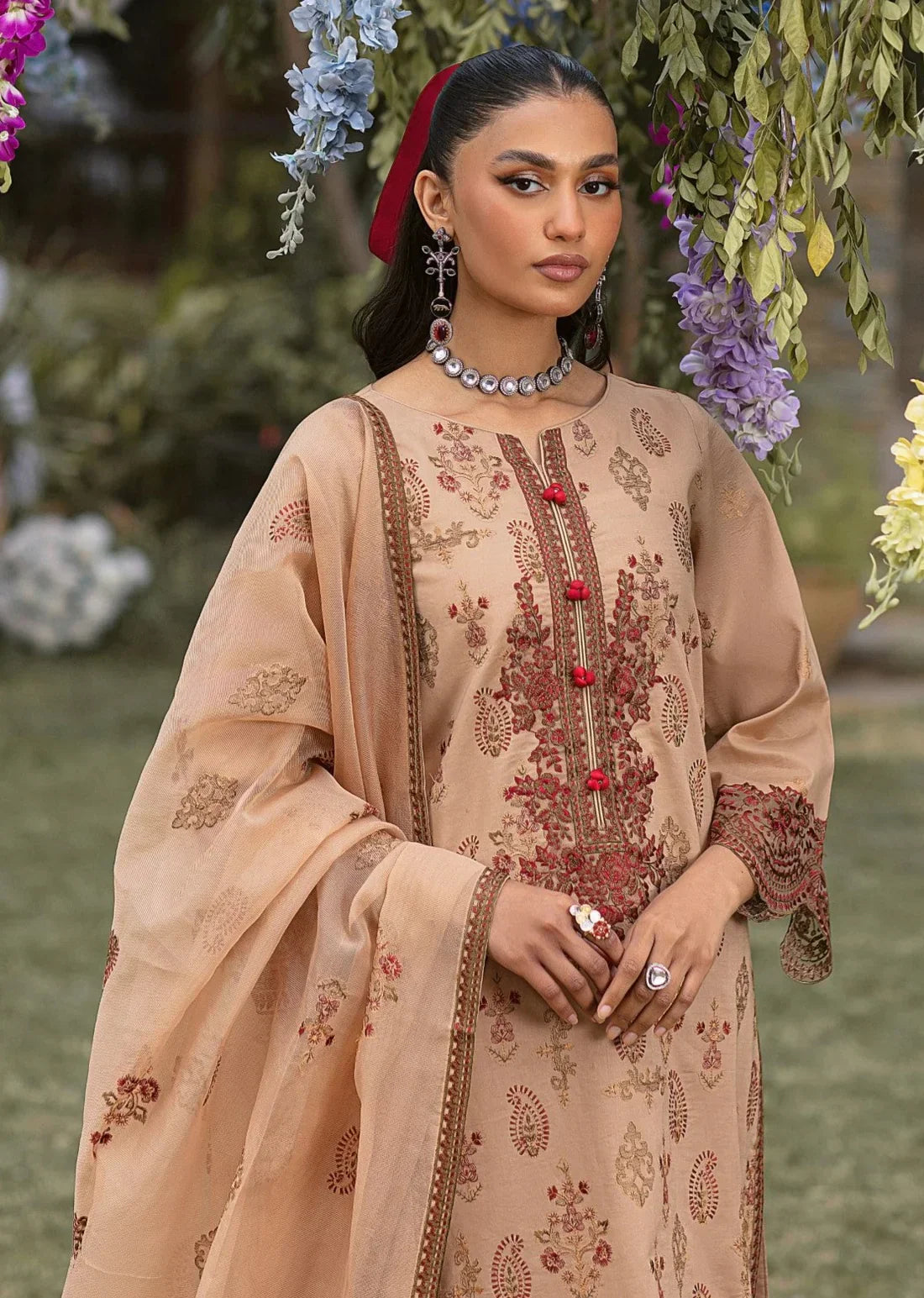 Mohagni | Muntazir Luxury Lawn 24 | CM-11 - Ladies Clothes