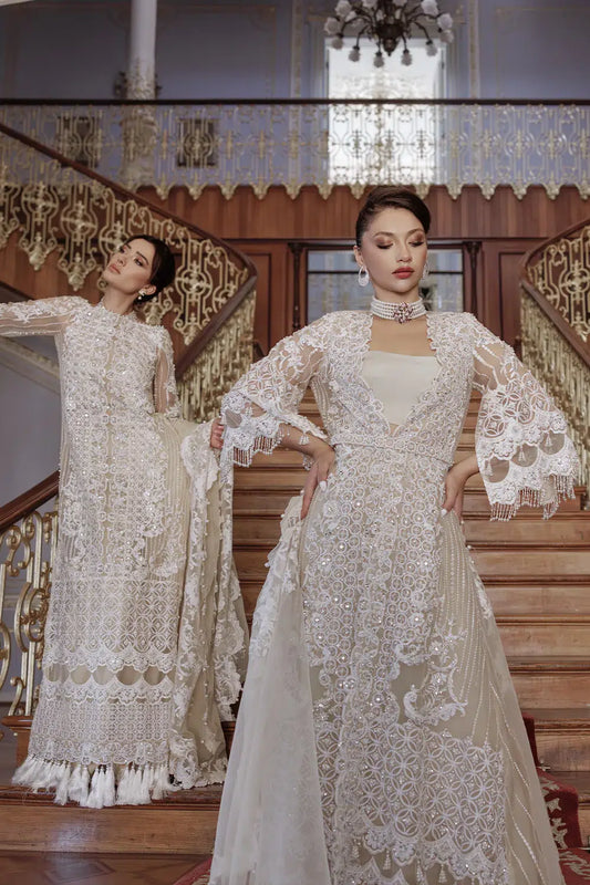 Saira Rizwan | Lumiere Festive 23 | DAISY SR-04