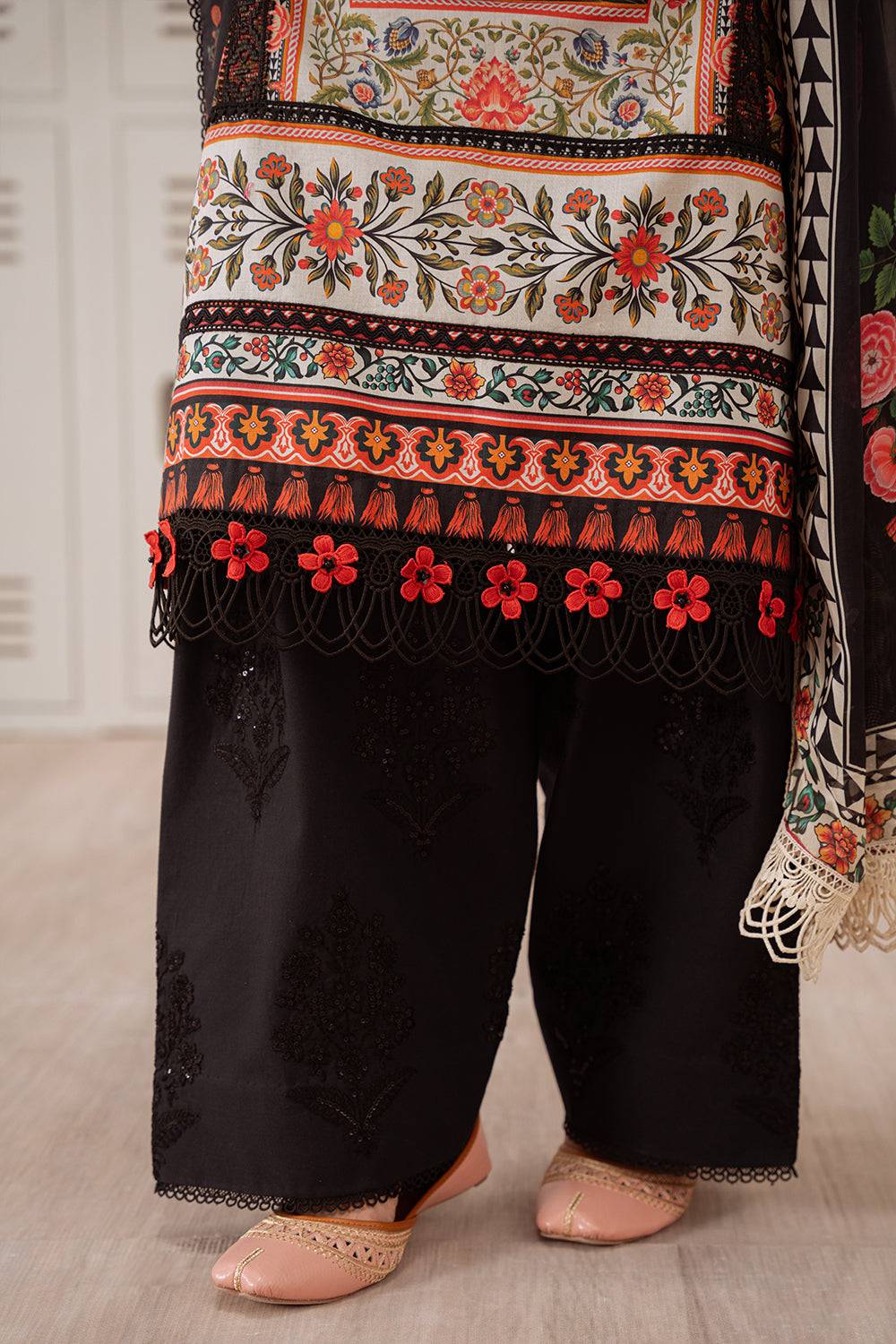 Saira Rizwan | Laanem Summer Lawn 25 | ZUMRA-A-SRL25-07 by Maria Faisal - Registered Vendor of : Saira Rizwan - type : Ladies Clothes - 100% original wedding dresses