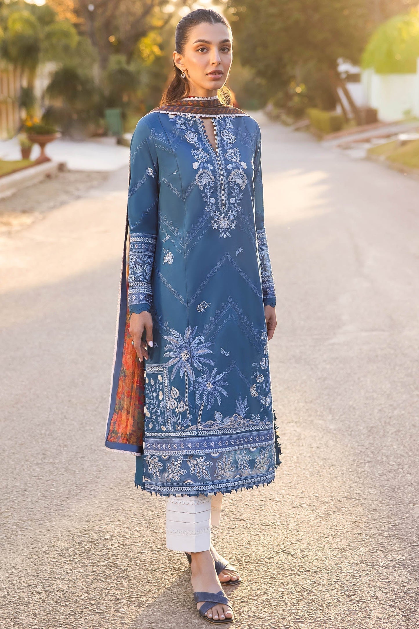 Zaha | Lawn 24 | EIRA (ZL24-05 B) - Ladies Clothes - Maria Faisal