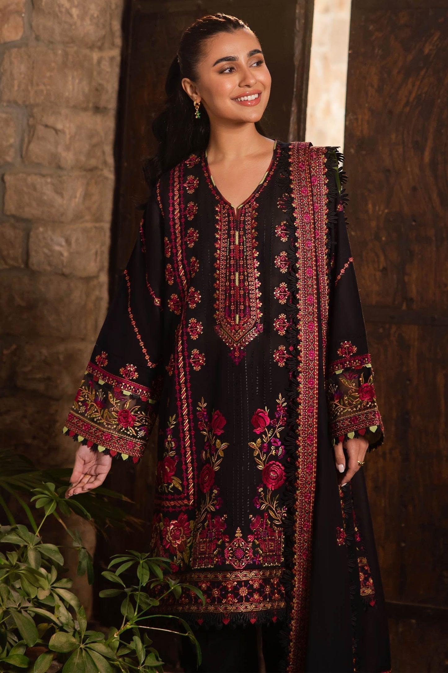 Zaha | Lawn 24 | ZEL (ZL24-08 B) - Ladies Clothes - Maria Faisal