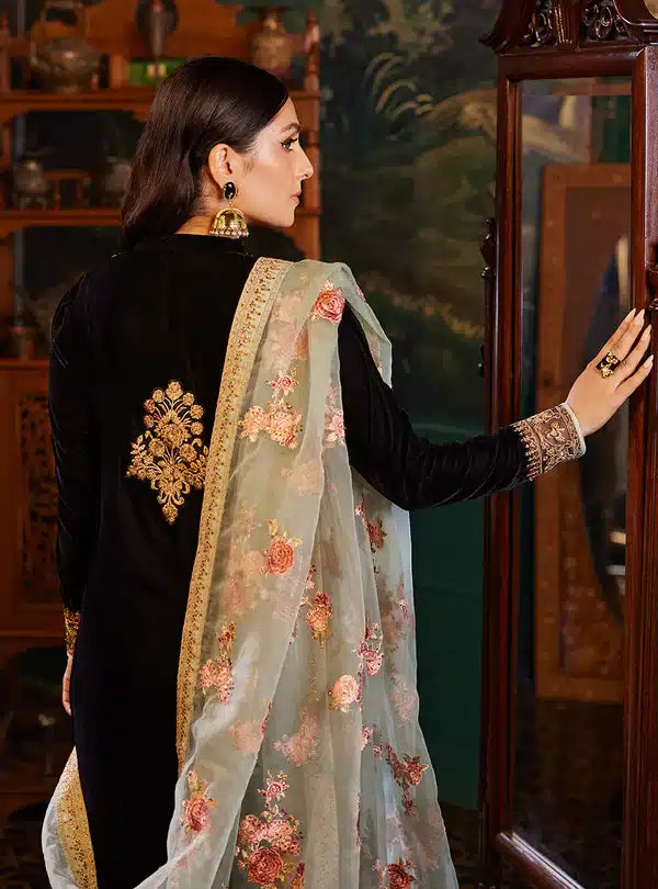 Zainab Chottani | Luxury Velvet Collection 23 | Andleep