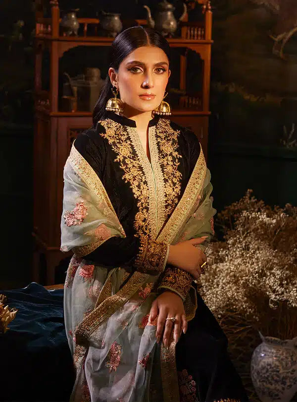 Zainab Chottani | Luxury Velvet Collection 23 | Andleep