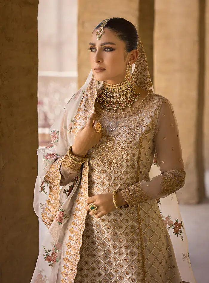 Zainab Chottani | Wedding Festive 23 | Heer