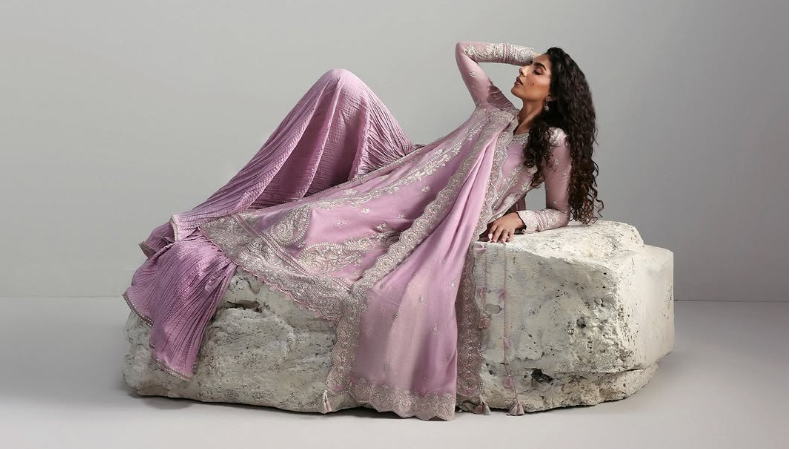 Afrozeh: Stunning Pakistani Designer Dresses in the UK