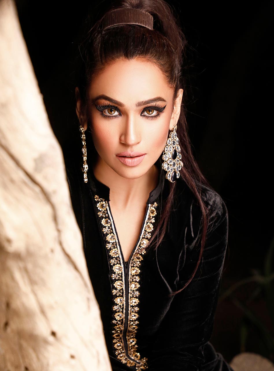 Zainab Chottani | Semi Formals | MYSTERIOUS SHADOW - Ladies Clothes - Maria Faisal