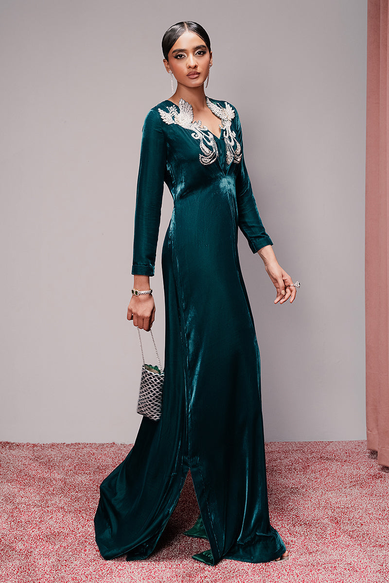 Haute Form | Rose Winter Plush | Emerald Escape - Ladies Clothes - Maria Faisal