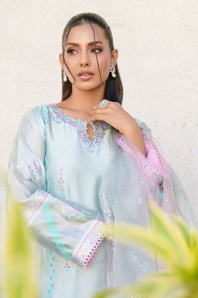 Fatima Khan | La Fleur Eid Edit | Violetta by Maria Faisal - Registered Vendor of : Fatima Khan - type : Ladies Clothes - 100% original wedding dresses