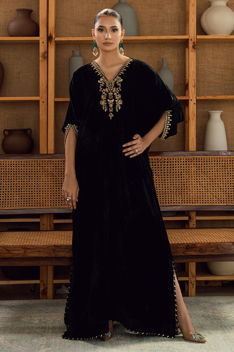 Fatima Khan | Warm Whisper Velvet 25 | Noir Eclat - Formal Dress - available at Maria Faisal in UK and USA.