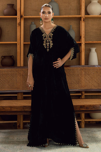 Fatima Khan | Warm Whisper Velvet 25 | Noir Eclat - Formal Dress - available at Maria Faisal in UK and USA.