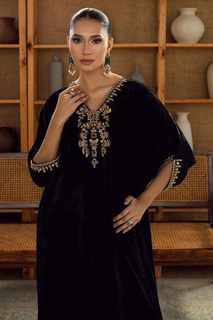 Fatima Khan | Warm Whisper Velvet 25 | Noir Eclat - Formal Dress - available at Maria Faisal in UK and USA.
