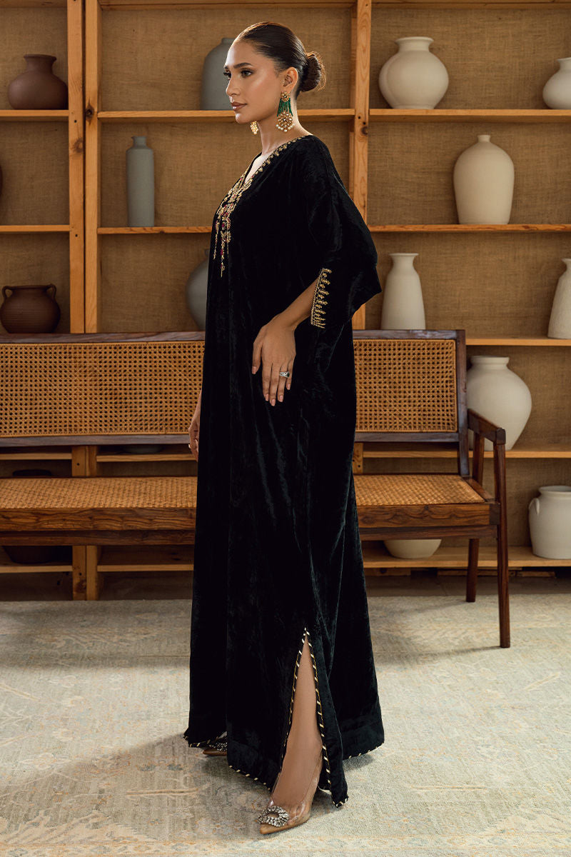 Fatima Khan | Warm Whisper Velvet 25 | Noir Eclat - Formal Dress - available at Maria Faisal in UK and USA.
