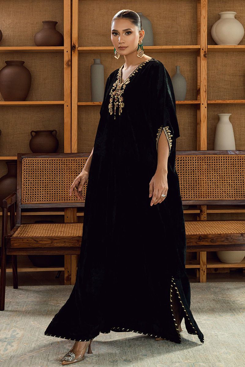 Fatima Khan | Warm Whisper Velvet 25 | Noir Eclat - Formal Dress - available at Maria Faisal in UK and USA.