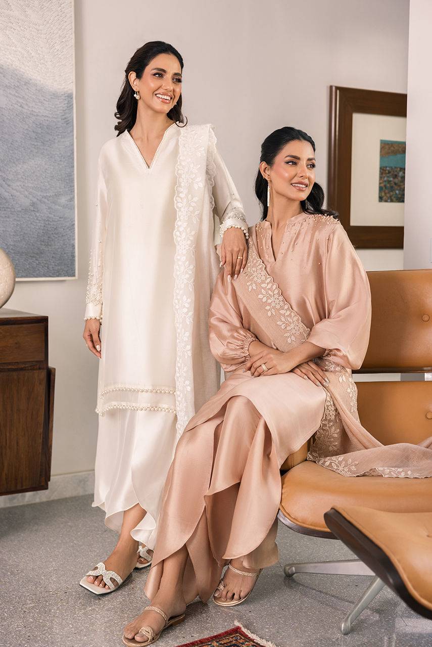 Deepak Perwani | Eid Edit 25 | Kut328 by Maria Faisal - Registered Vendor of : Deepak Perwani - type : Ladies Clothes - 100% original wedding dresses