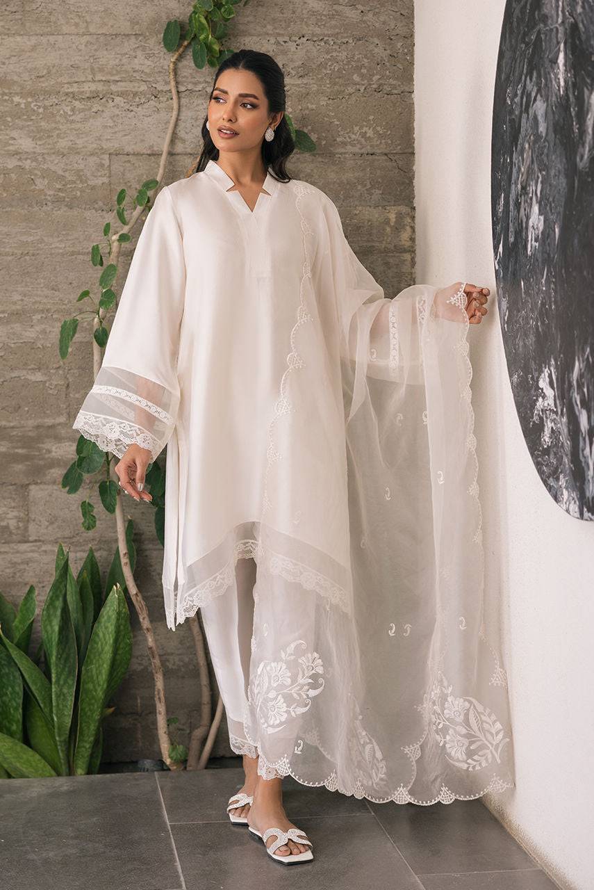 Deepak Perwani | Eid Edit 25 | Kut333 by Maria Faisal - Registered Vendor of : Deepak Perwani - type : Ladies Clothes - 100% original wedding dresses