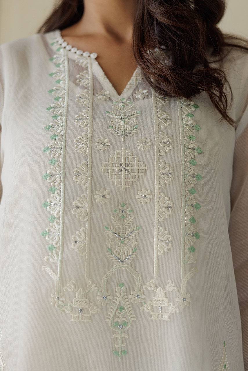 Deepak Perwani | Summer Festive 25 | Lilla 1 by Maria Faisal - Registered Vendor of : Deepak Perwani - type : Ladies Clothes - 100% original wedding dresses