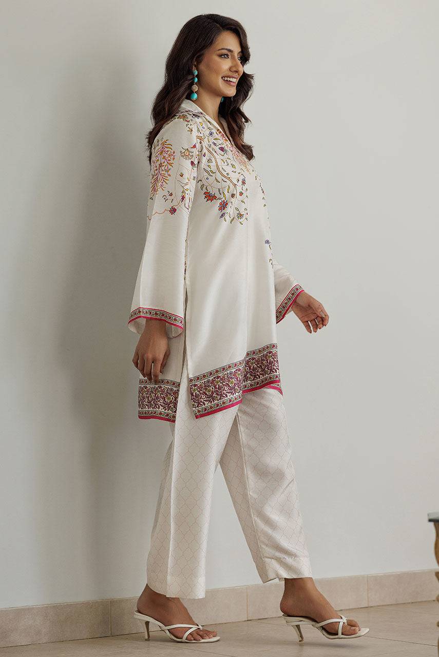 Deepak Perwani | Summer Festive 25 | Cascade by Maria Faisal - Registered Vendor of : Deepak Perwani - type : Ladies Clothes - 100% original wedding dresses