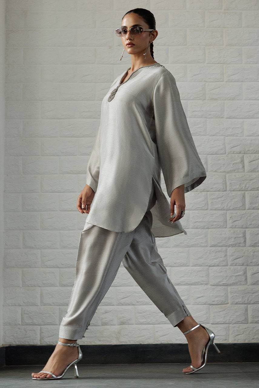 Deepak Perwani | Summer Festive 25 | Dove by Maria Faisal - Registered Vendor of : Deepak Perwani - type : Ladies Clothes - 100% original wedding dresses