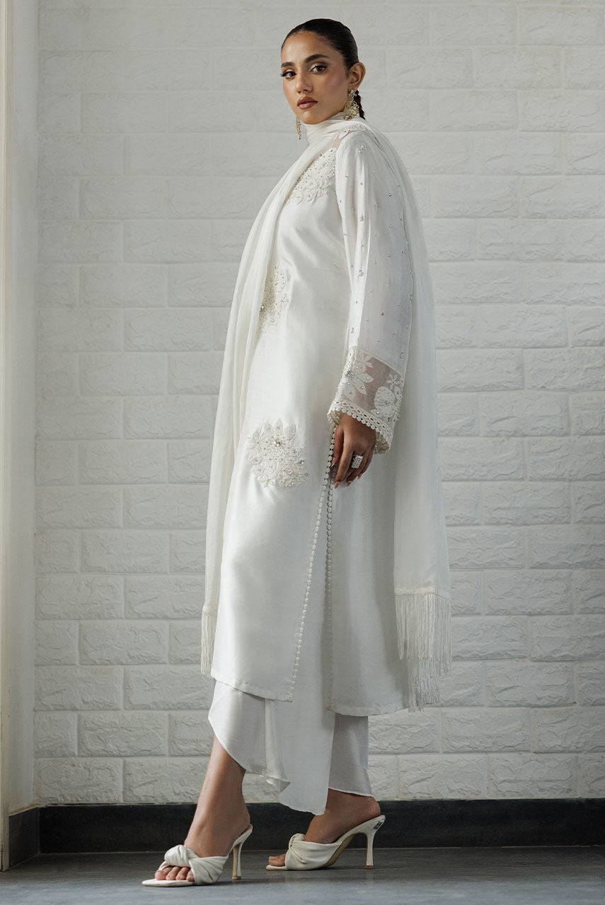 Deepak Perwani | Summer Festive 25 | Kut351 by Maria Faisal - Registered Vendor of : Deepak Perwani - type : Ladies Clothes - 100% original wedding dresses