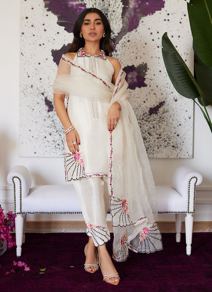 Farah Talib Aziz | Luna Eid Collection 24 | GENEVIVE PEARL WHITE - Ladies Clothes - Maria Faisal