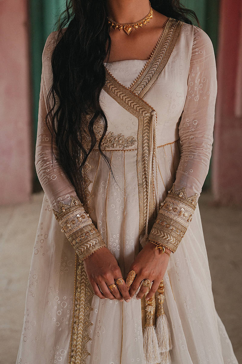 MNR | Farid Manzil Luxury Pret 26 | Noor-e-Chaand - Formal Dress - available at Maria Faisal in UK and USA.